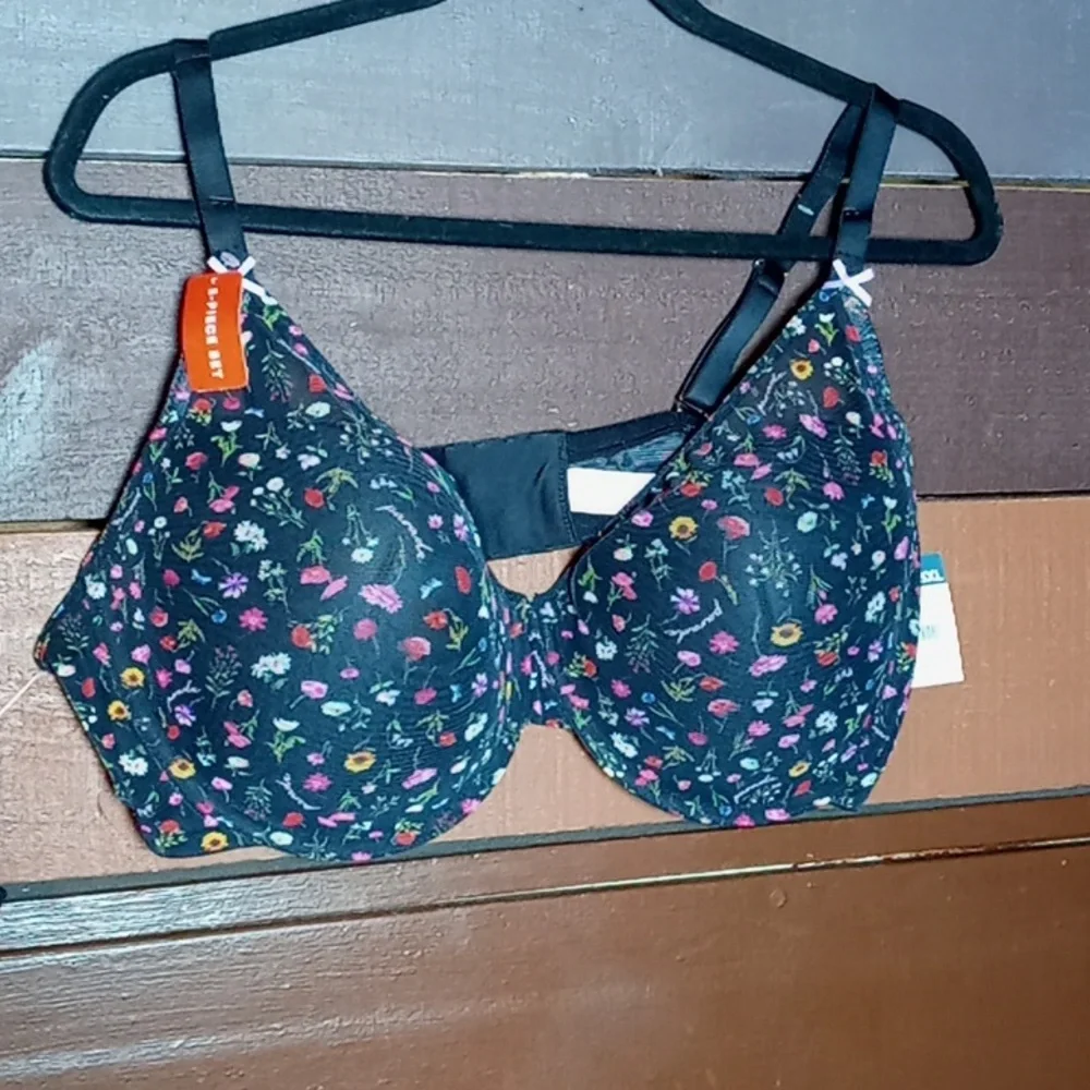 NWT Feminine Parade Multiple sizes sexy Black Floral Padded Underwire bra  Thong - Picture 8 of 13